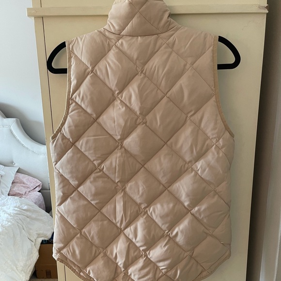 J. Crew Quilted Vest - Picture 3 of 8
